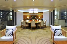 Superyacht TV - Dining - Indoor Outdoor Flow
